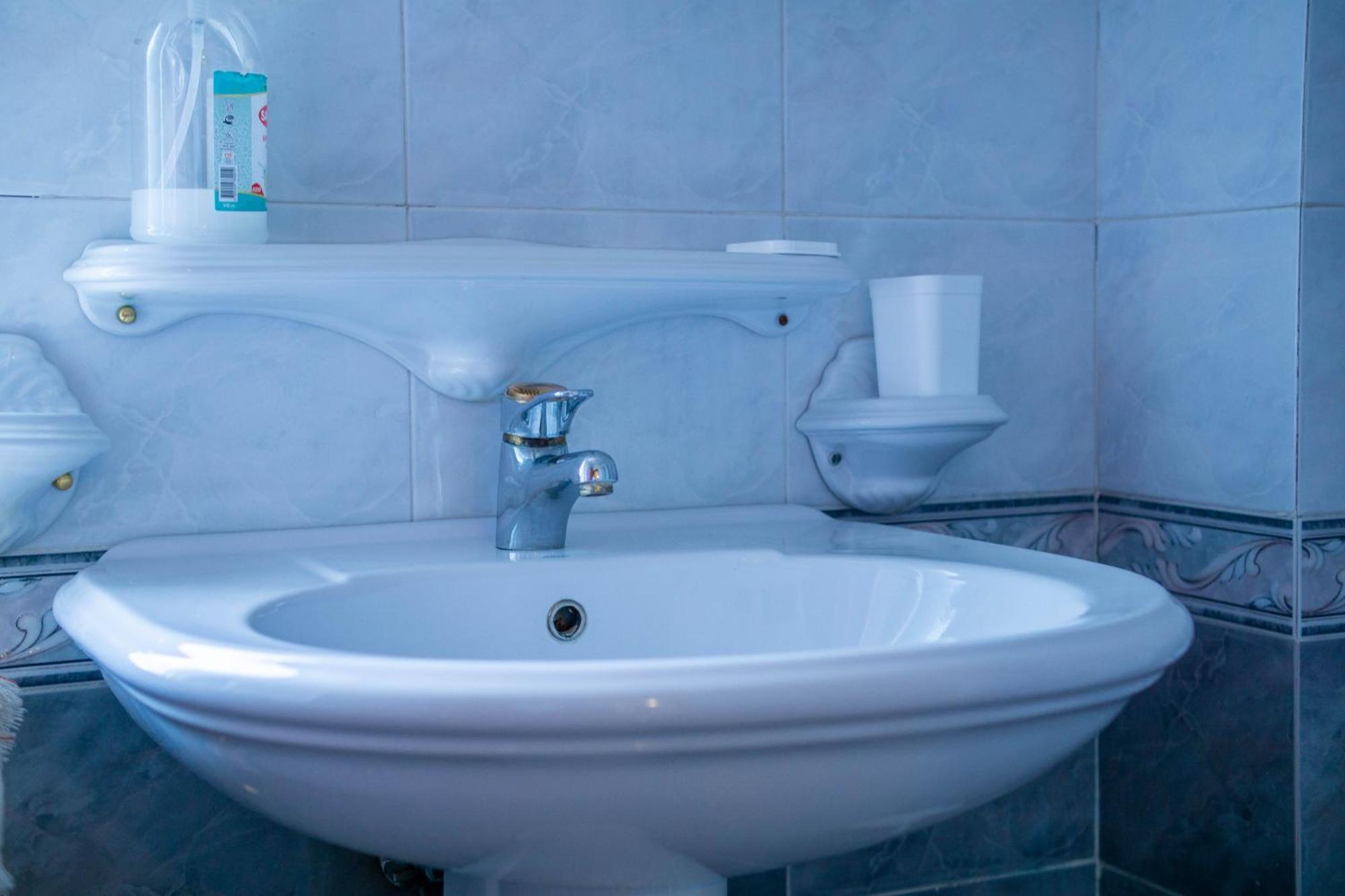 Bllok Bright Private Bedrooms With Private Bathroom On Shared Apartment Тирана Экстерьер фото